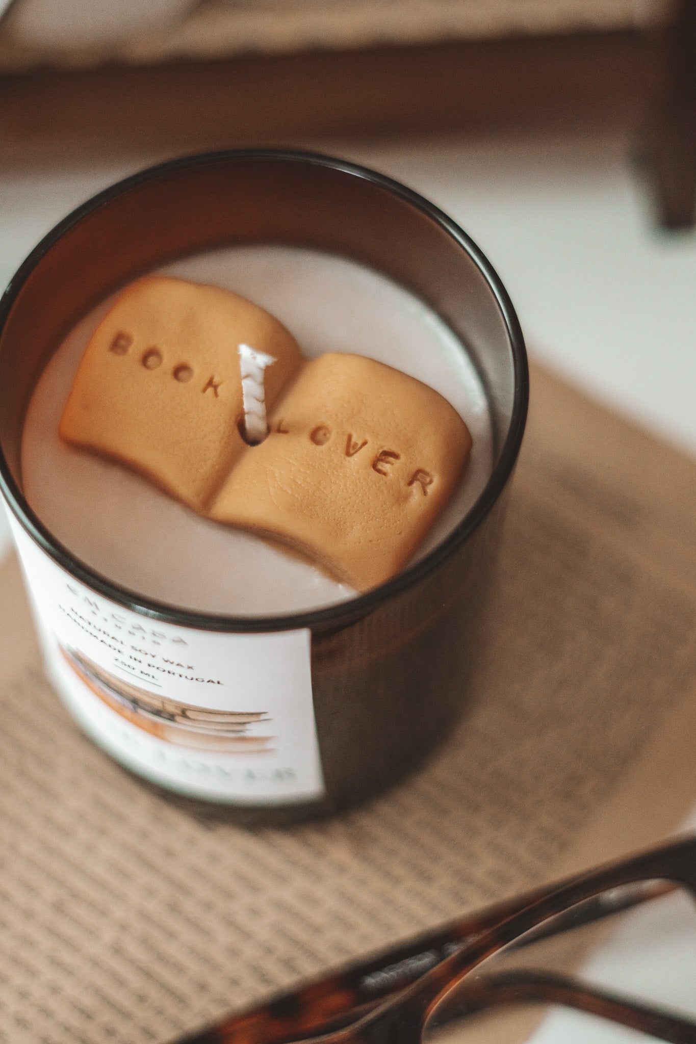 BOOK LOVER CANDLE JAR