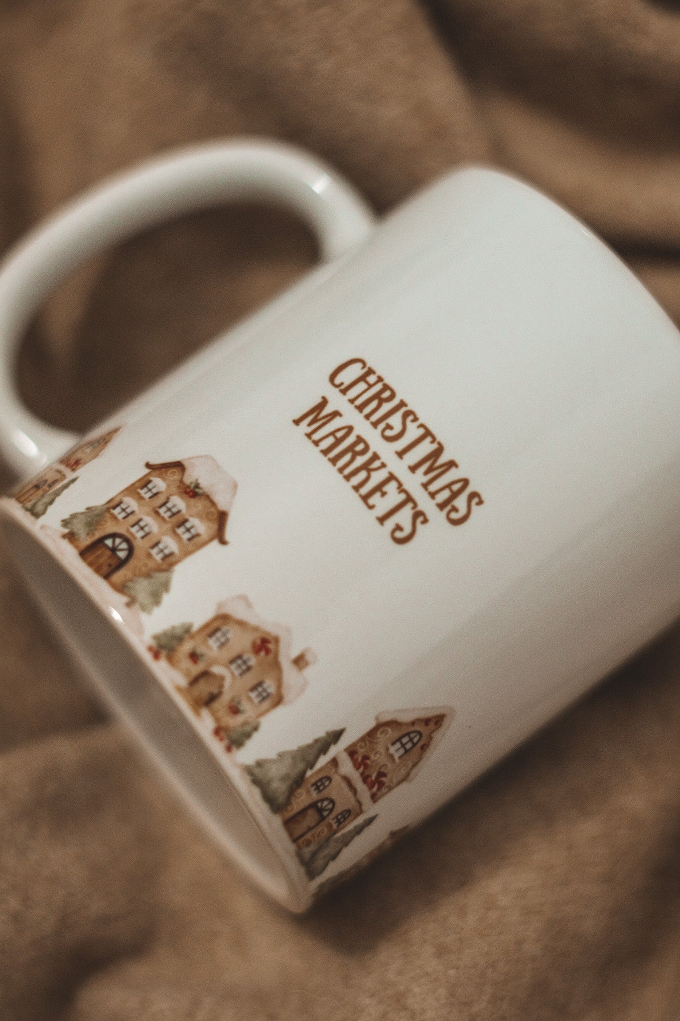 CHRISTMAS MUG GINGERBREAD HOUSE