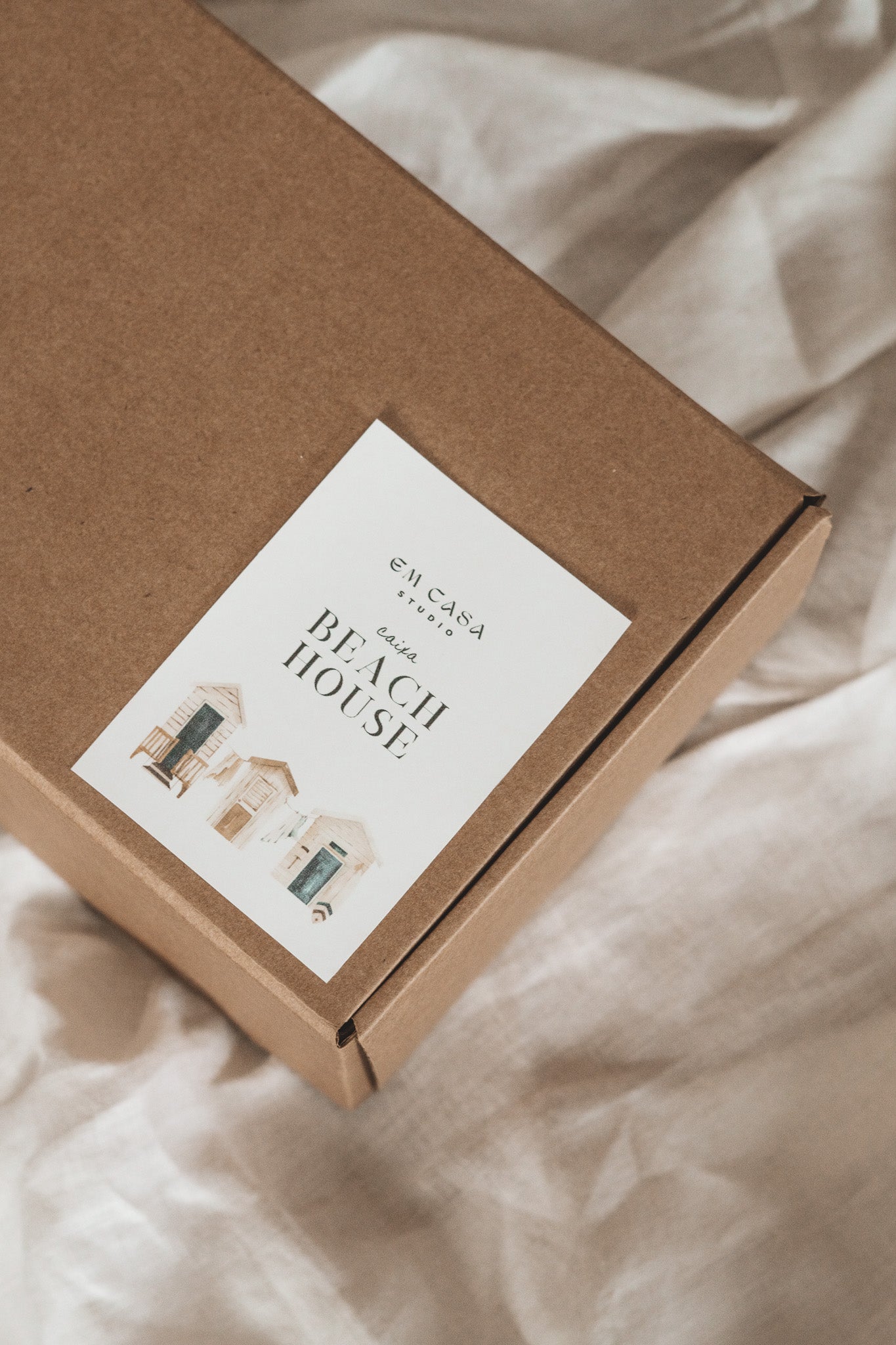 BEACH HOUSE BOX