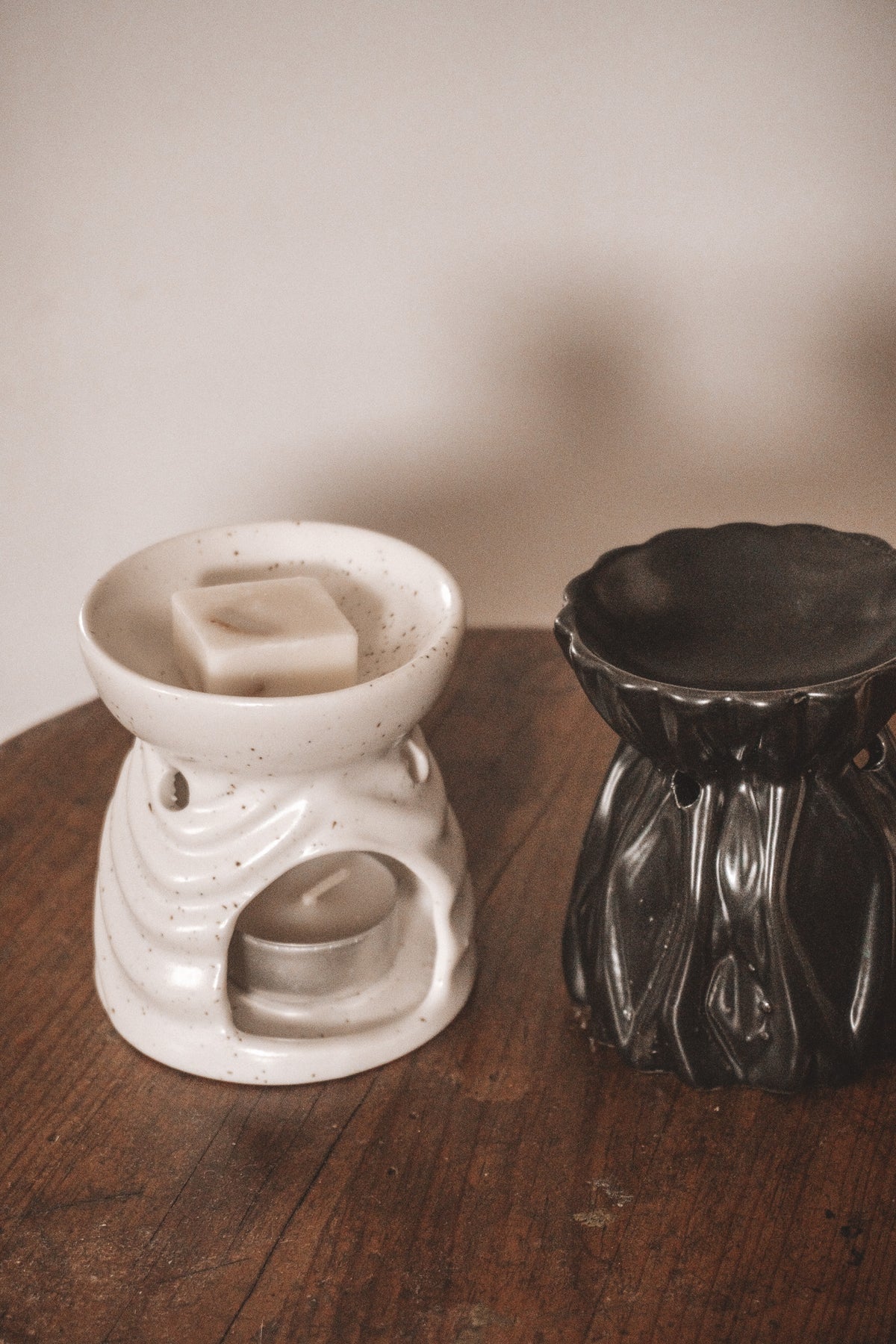 SMALL WAX MELTER