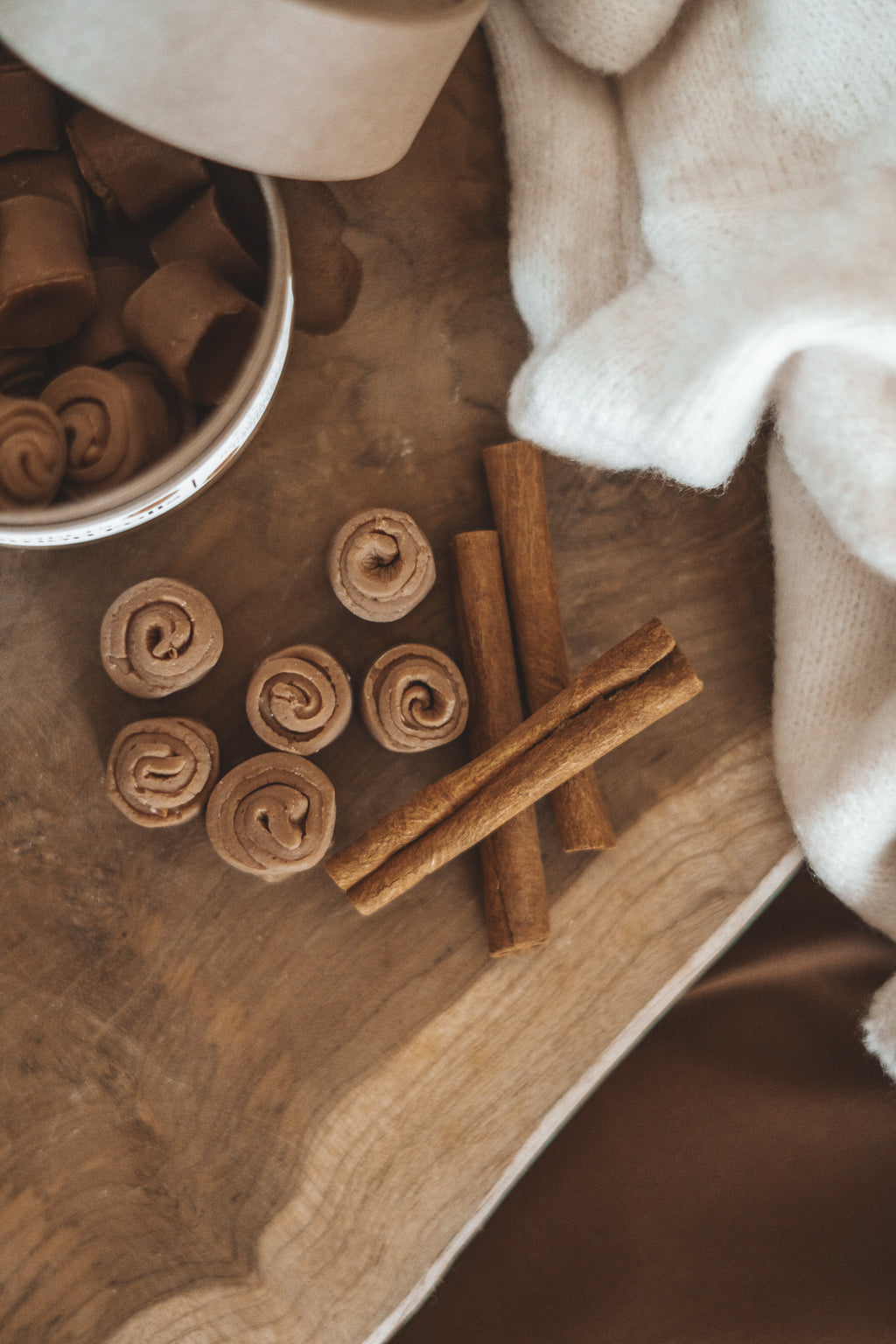 WAX MELT CINNAMON ROLL