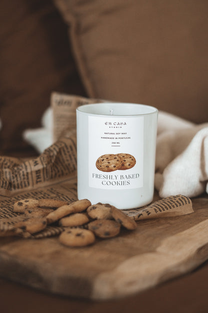 FRESHLY BAKED COOKIES CANDLE
