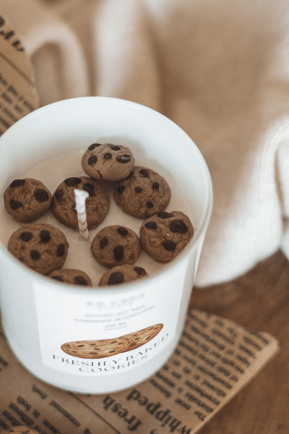 FRESHLY BAKED COOKIES CANDLE