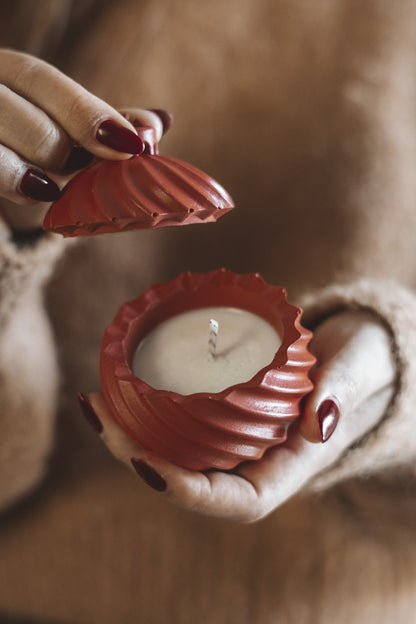 MEDIUM CHRISTMAS BAUBLE (CANDLE)