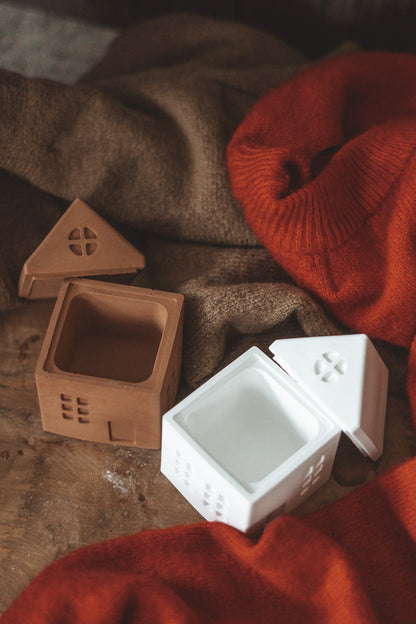 CHRISTMAS HOUSE (CERAMIC)