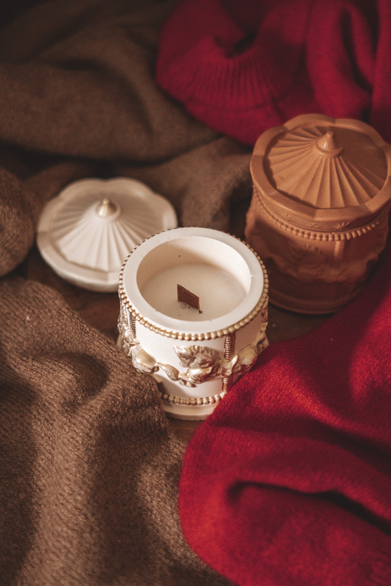 TALL CAROUSEL (CANDLE)