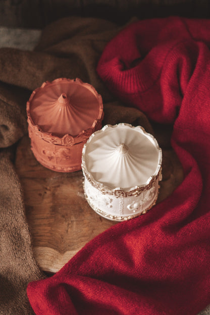 LARGE CAROUSEL (CANDLE)