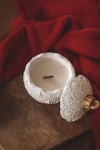 LARGE CHRISTMAS BAUBLE (CANDLE)