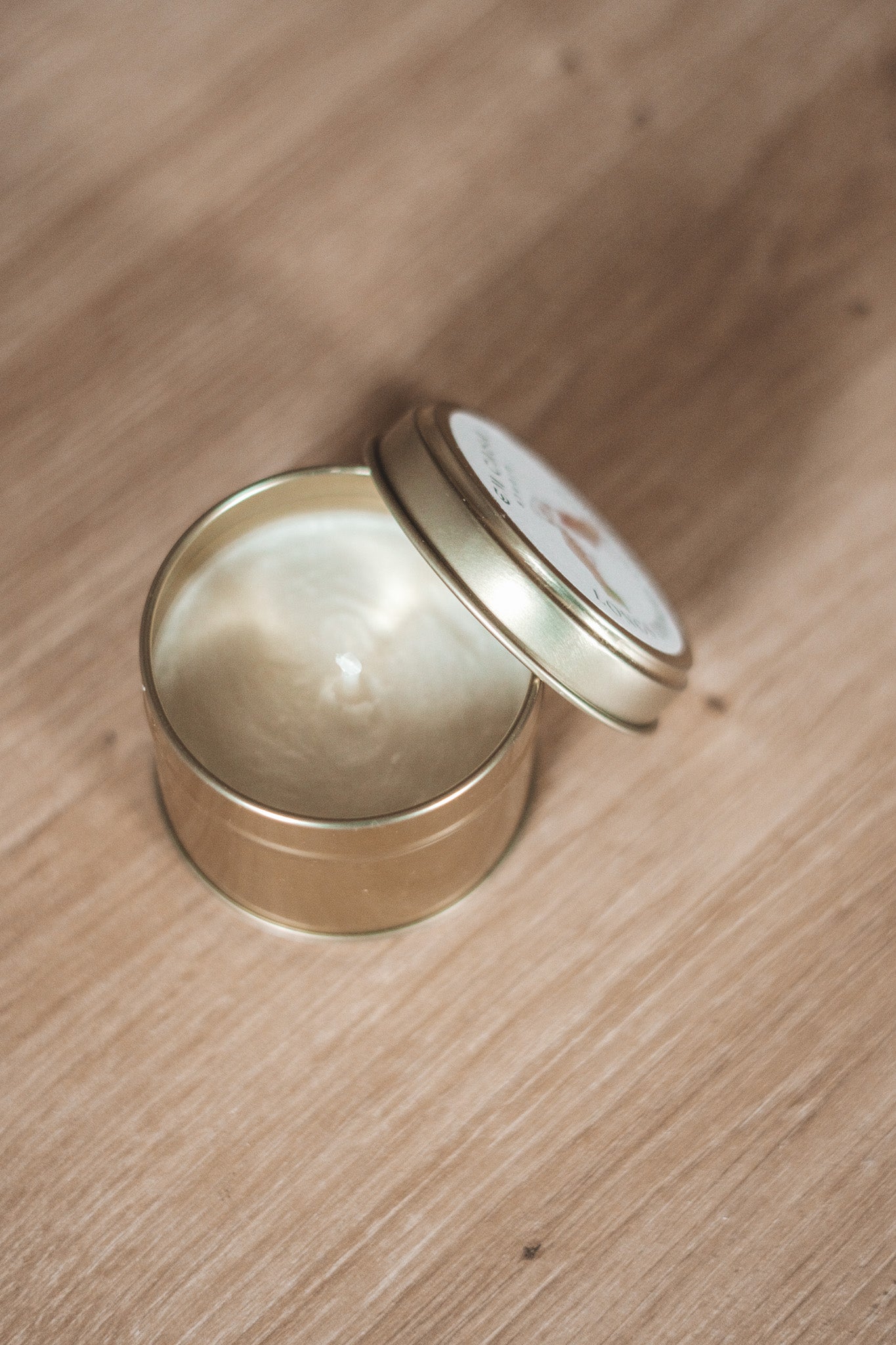 VELA EM LATA - LONG DINNERS OUTISE