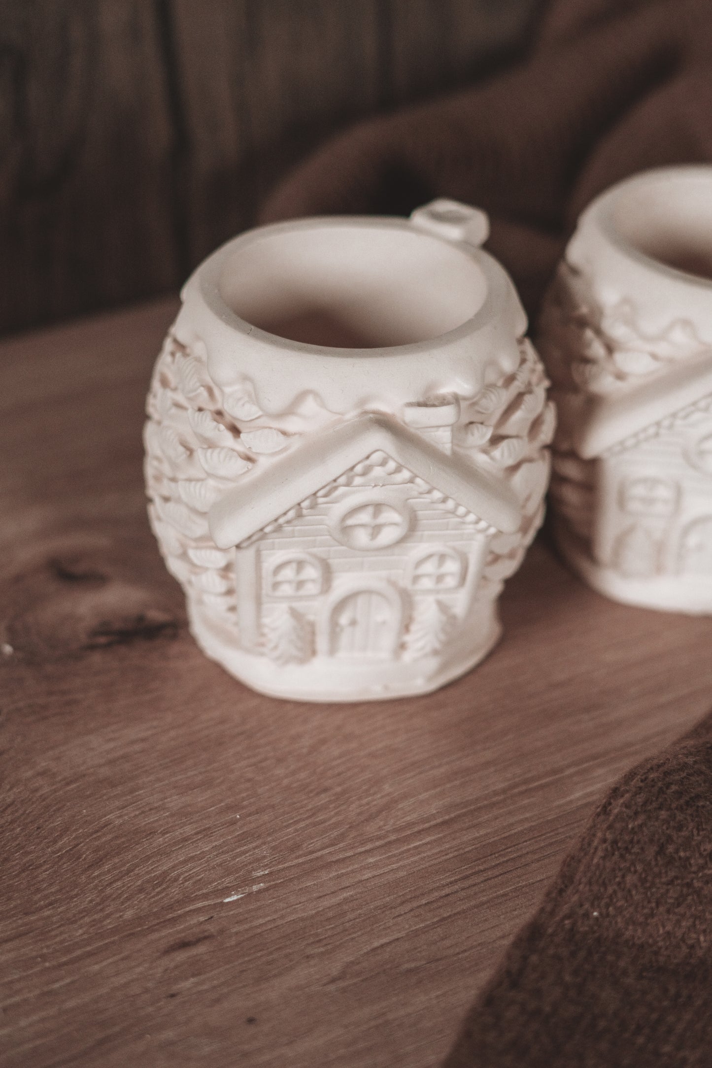 CABINE DE NATAL CERÂMICA EM BEGE