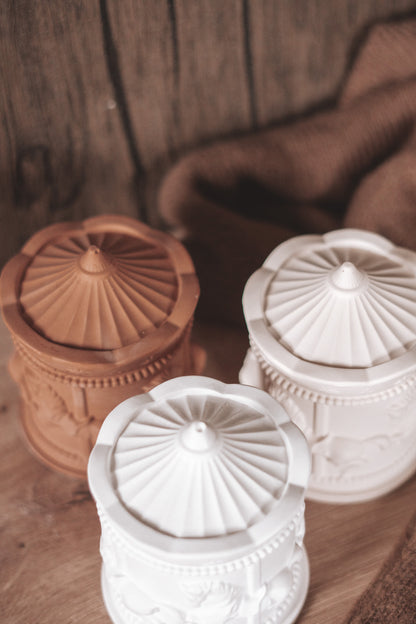 CARROSSEL ALTO EM CERÂMICA