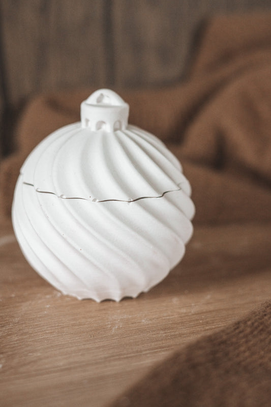 BOLA DE NATAL EM BRANCO