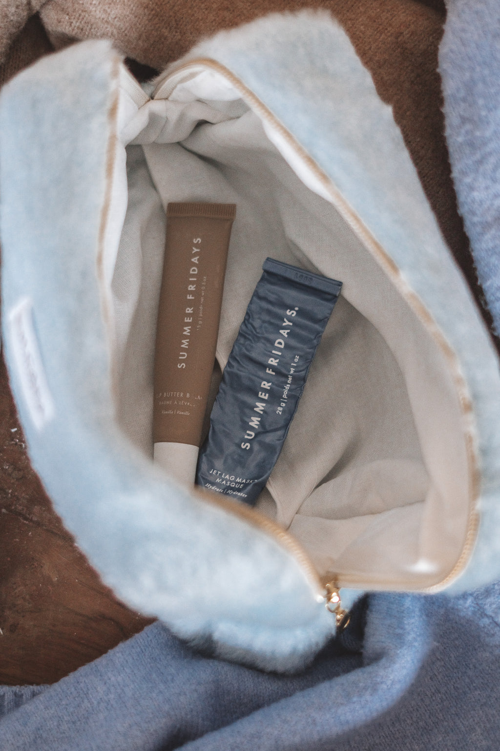 SOFT WOOL NECESSAIRE