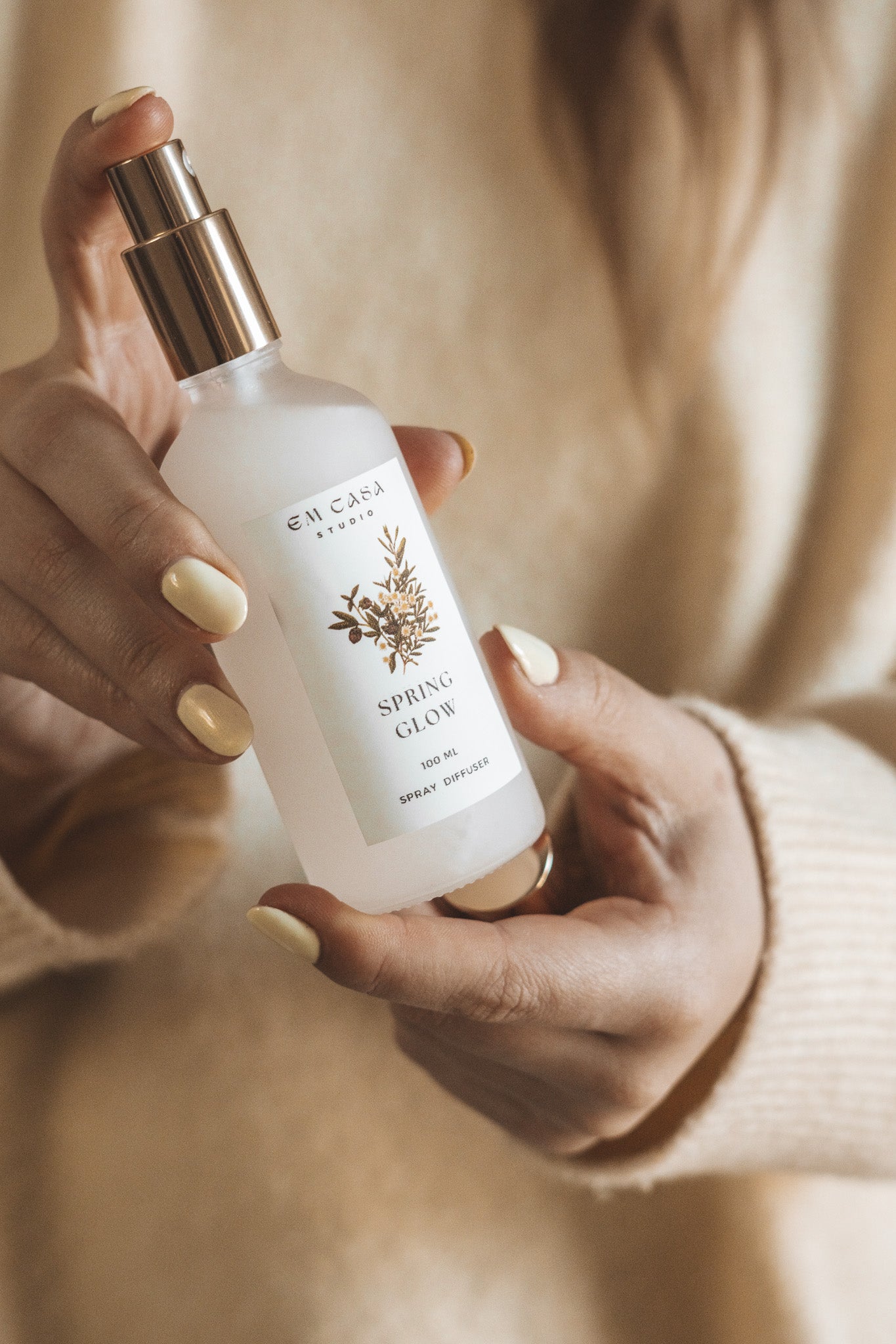 SPRING GLOW SPRAY DIFFUSER