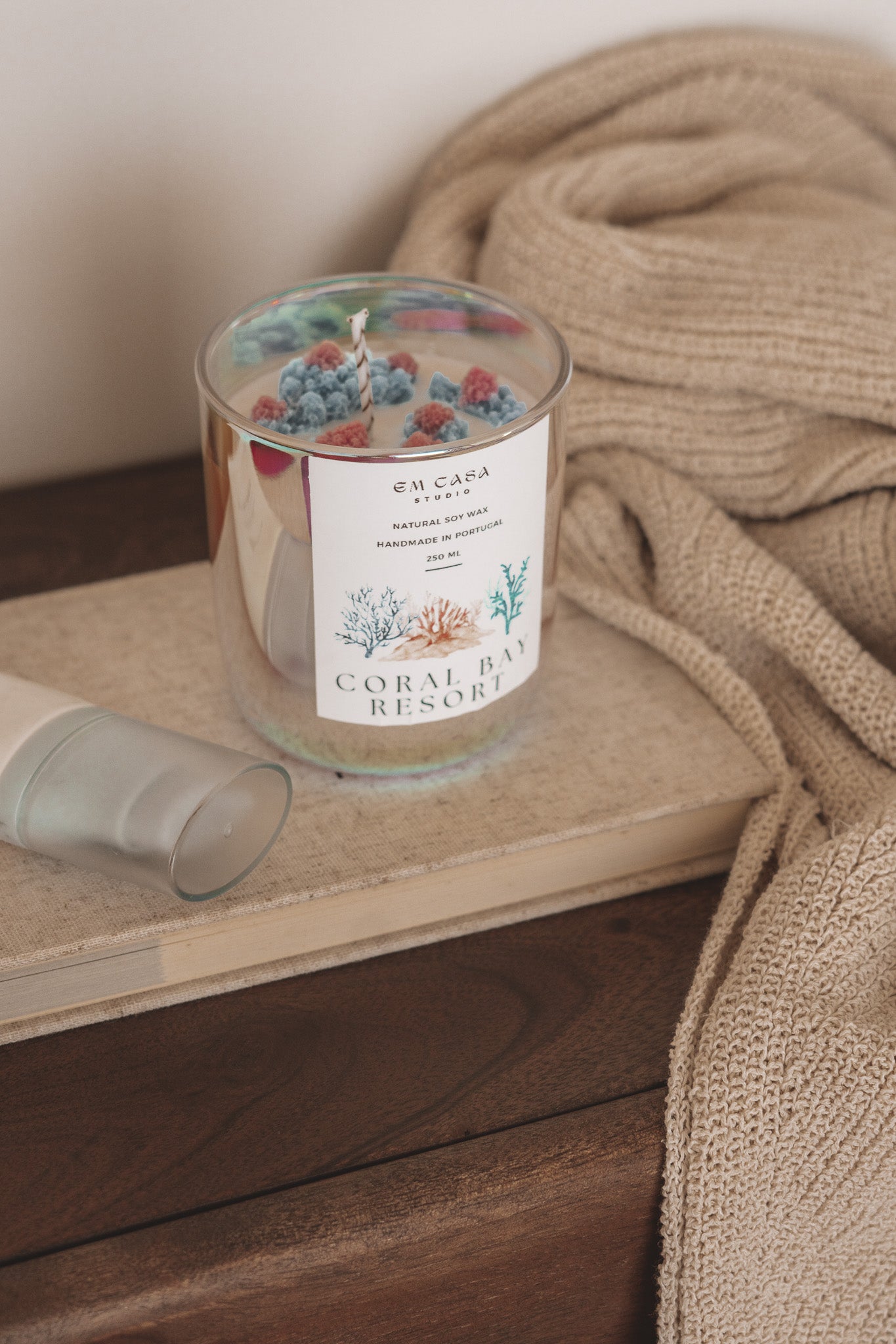 CORAL BAY RESORT CANDLE
