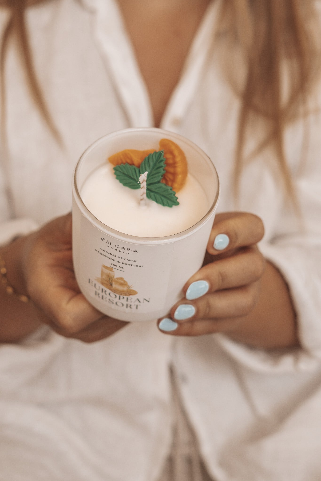 EUROPEAN RESORT CANDLE