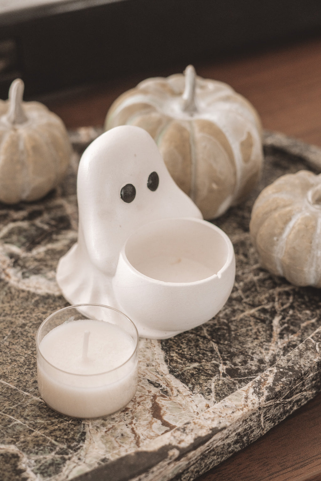 GHOST TEALIGHT HOLDER (CERAMIC)