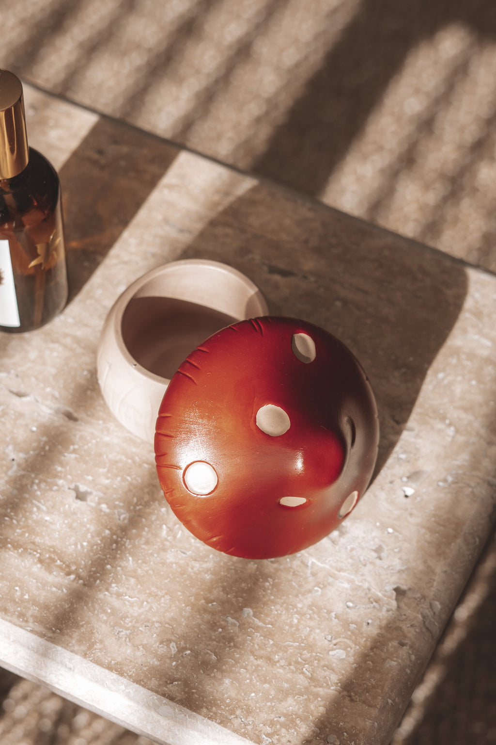 MUSHROOM (CERAMIC)