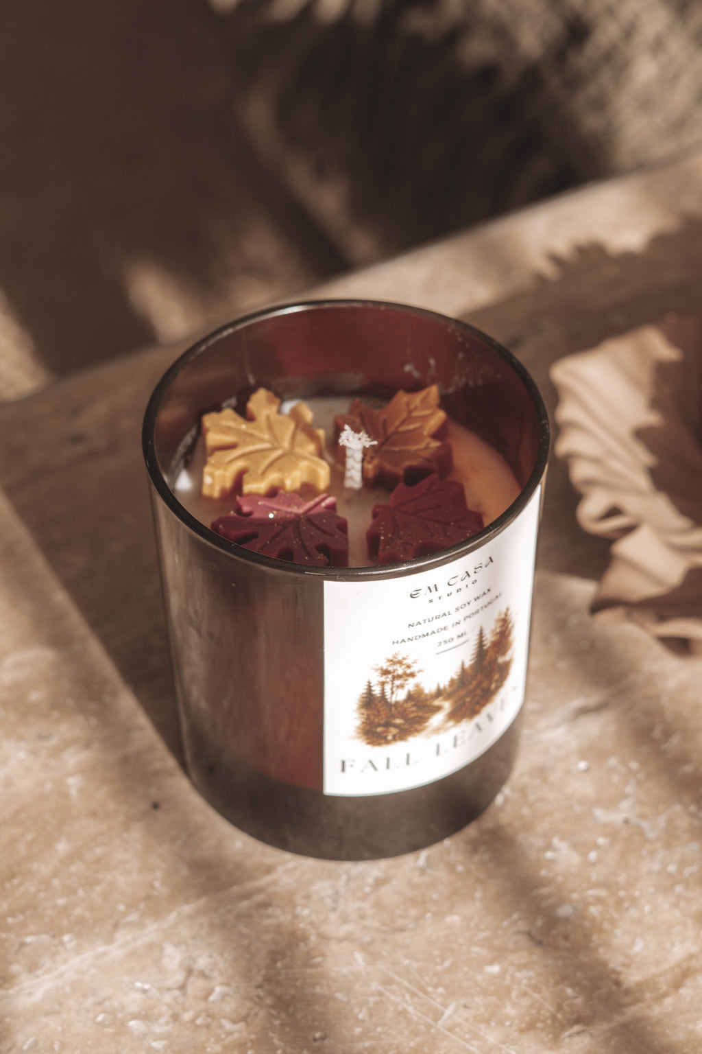FALL LEAVES CANDLE