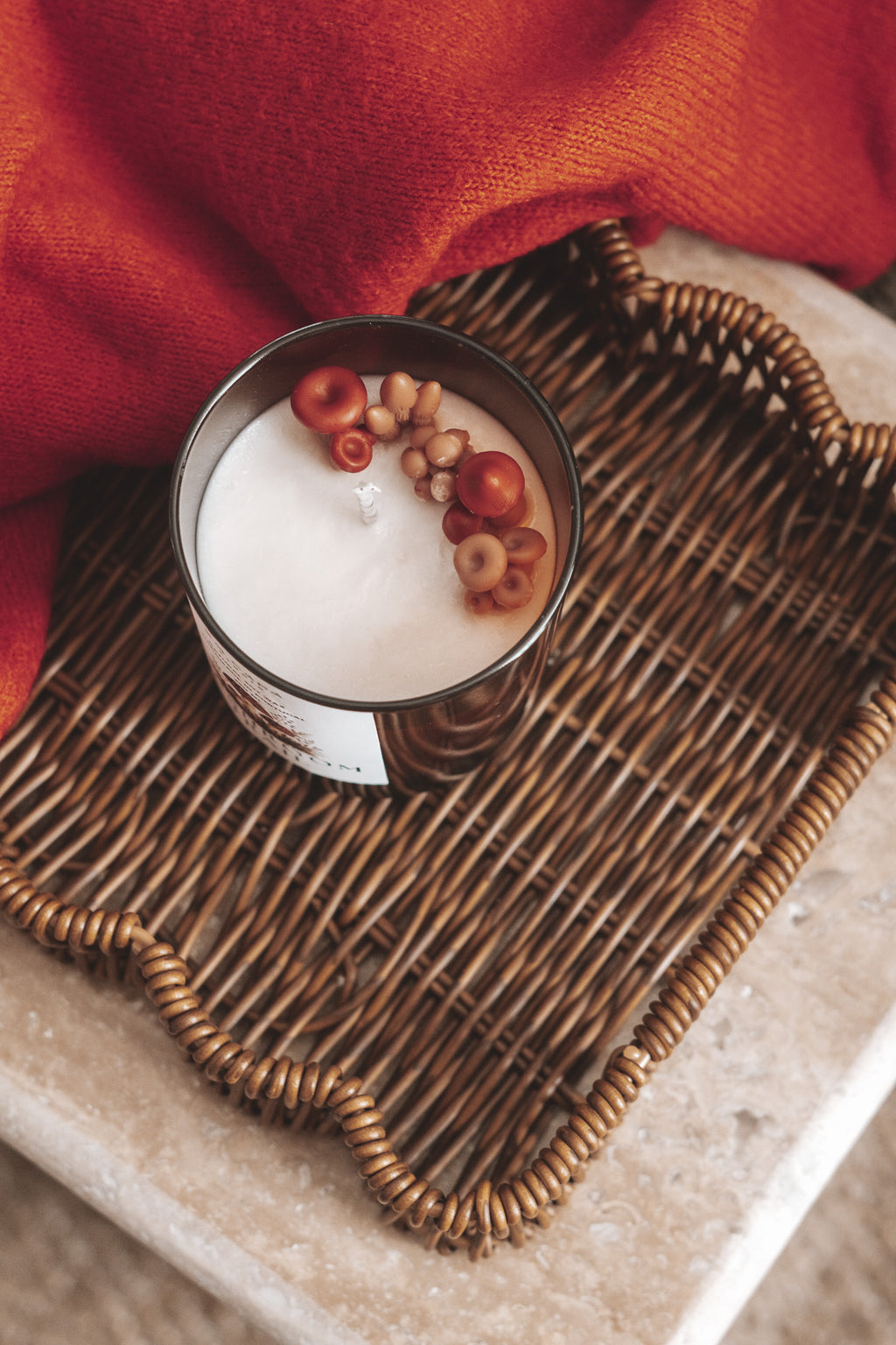 MUSHROOM TRAIL CANDLE