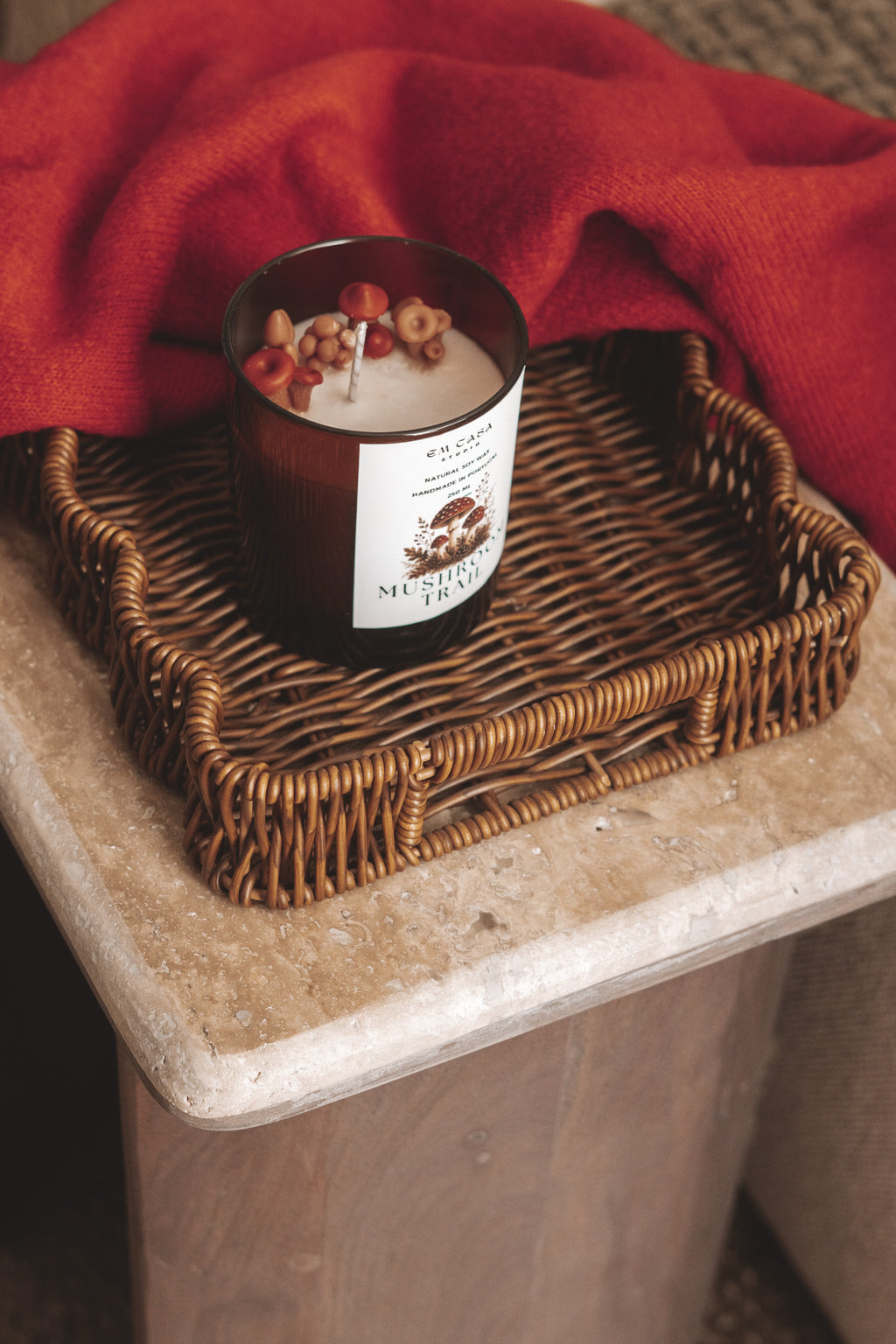 MUSHROOM TRAIL CANDLE