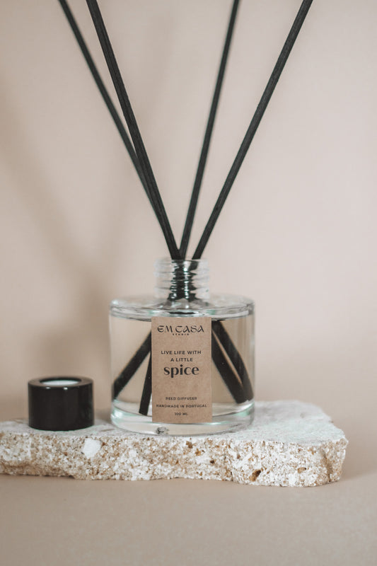 DIFFUSERS – EM CASA STUDIO